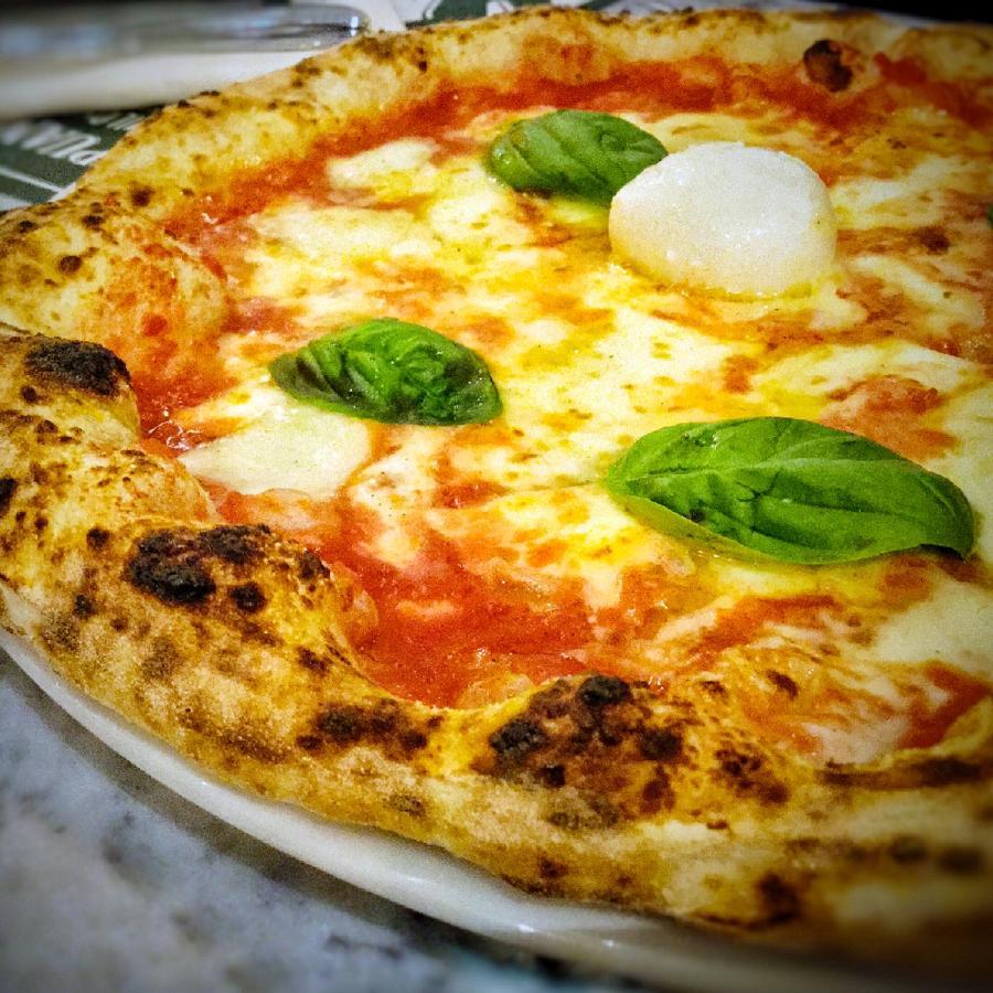 Bed&Coffee Napoli - Scarlatti Leilighet Eksteriør bilde
